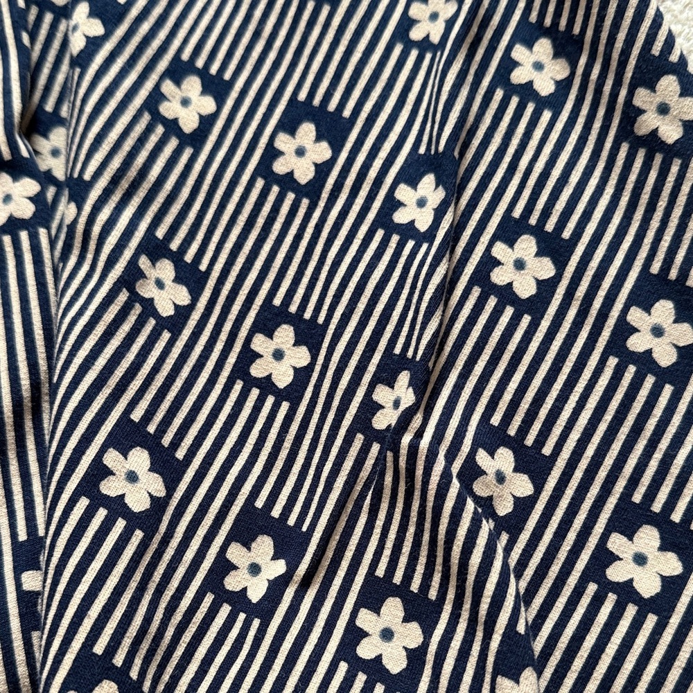 Alice + Ames Navy/Tan Long sleeve Ballet Dress - Picture 3 of 3
